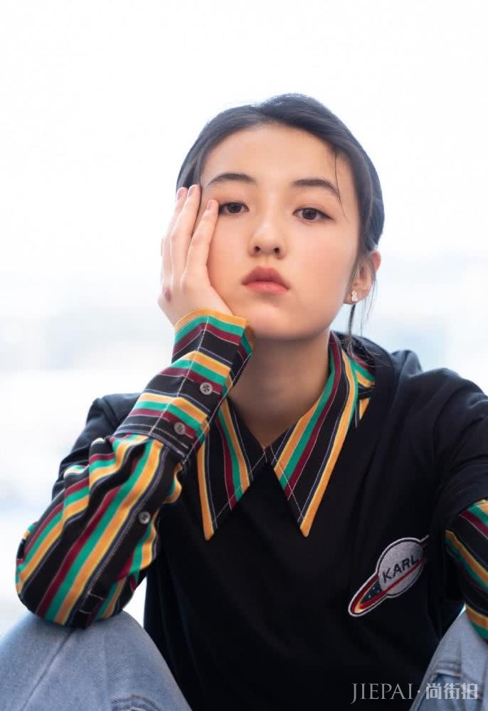 ���ӷ㴩ţ�п�����ߺ�̺����Ů��ʮ�㣡